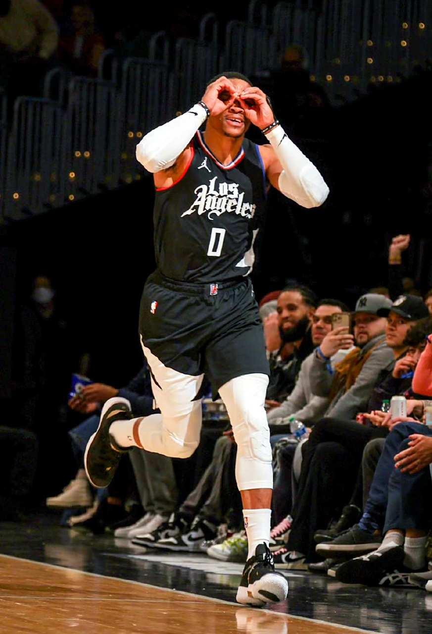 开云体育APP下载-快船全明星合力，轻取奇才晋级总冠军