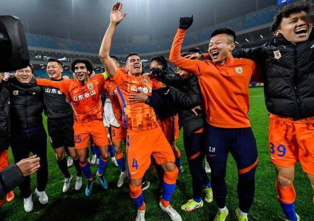 拼尽全力，武汉卓尔将迎战山东鲁能的简单介绍