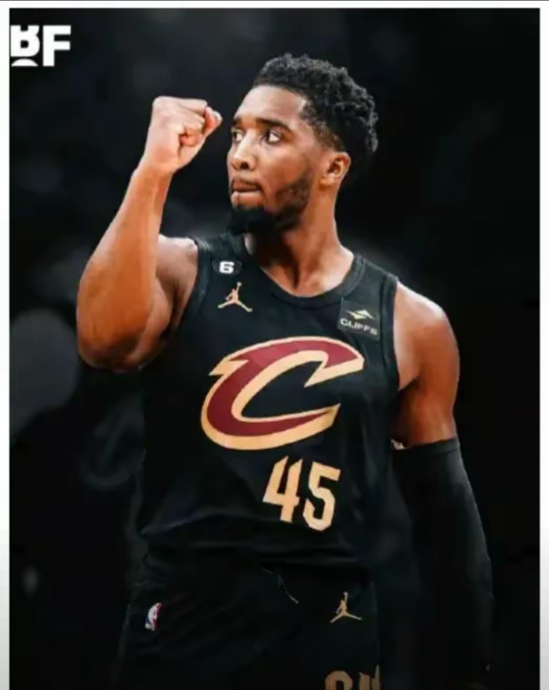 开云官网-米切尔砍下分，爵士主场轻取老鹰雄壮的表现轻松赢球的简单介绍