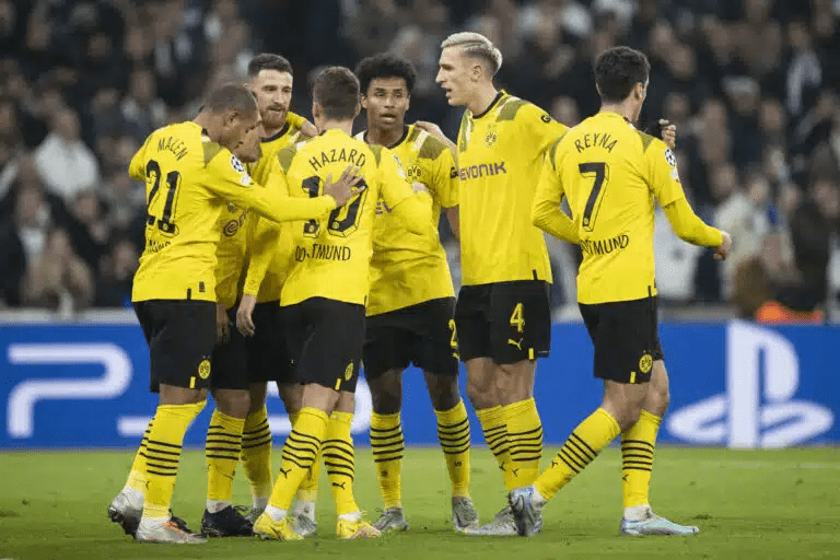 沃尔夫斯堡客场逆袭,压过狼堡占据第二名位置的简单介绍 沃尔夫斯堡客场逆袭,压过狼堡占据第二名位置的简单介绍