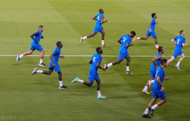 丹麦碾压摩洛哥，莱万惊艳四座的简单介绍