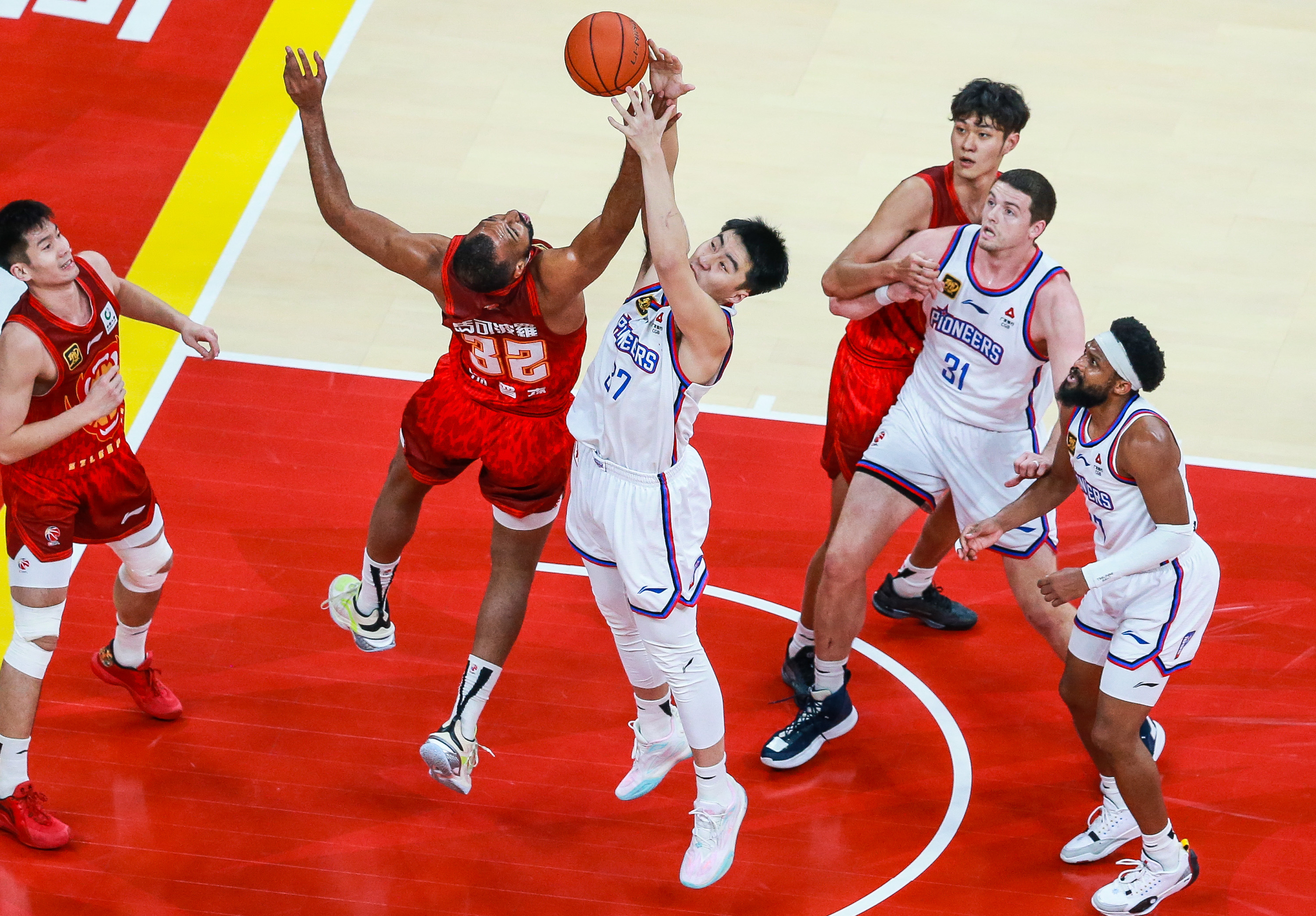 开云平台-人主场力克篮网,全队表现亮眼