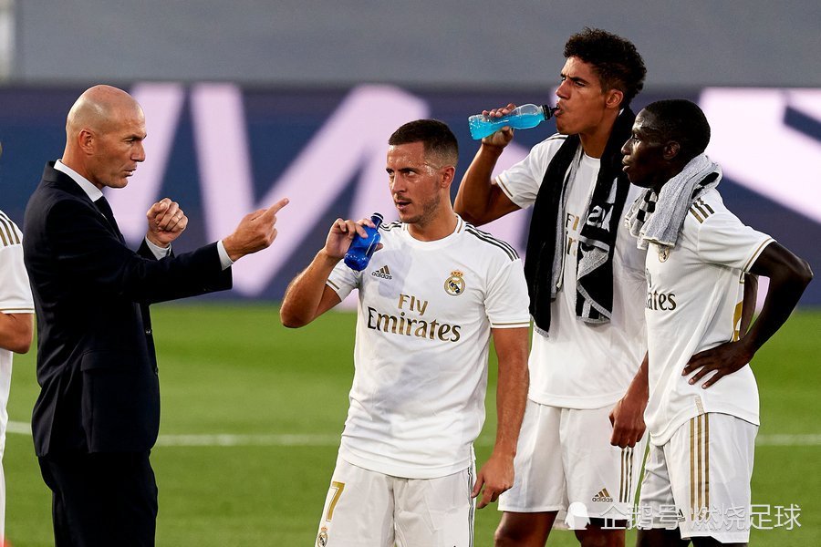 那不勒斯碾压皇马,萨内带队取胜 那不勒斯碾压皇马,萨内带队取胜