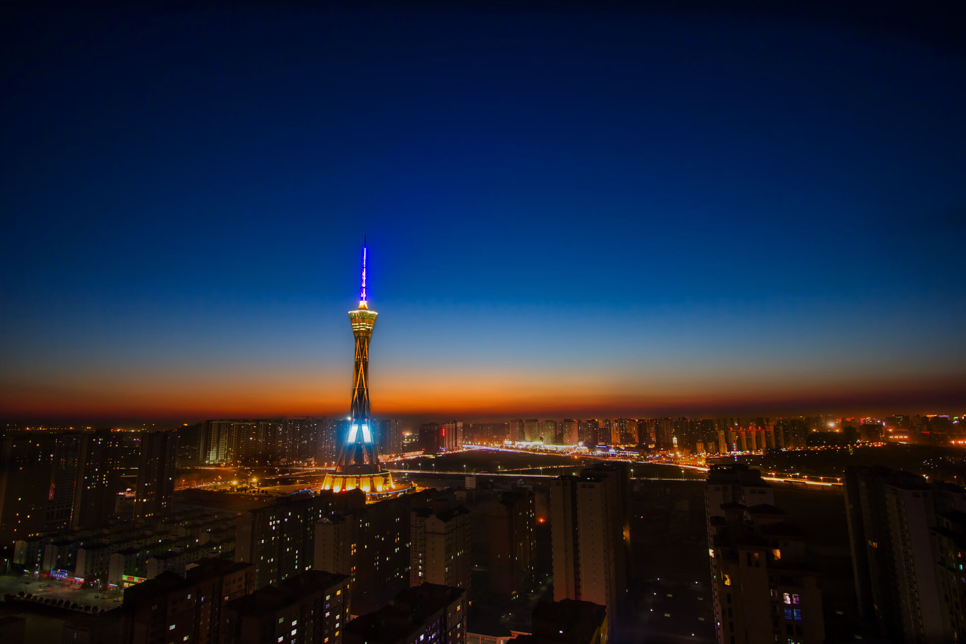 开云体育平台APP-莺歌展翅燃爆赛场!山西队如何应对英格拉姆的火热状态?