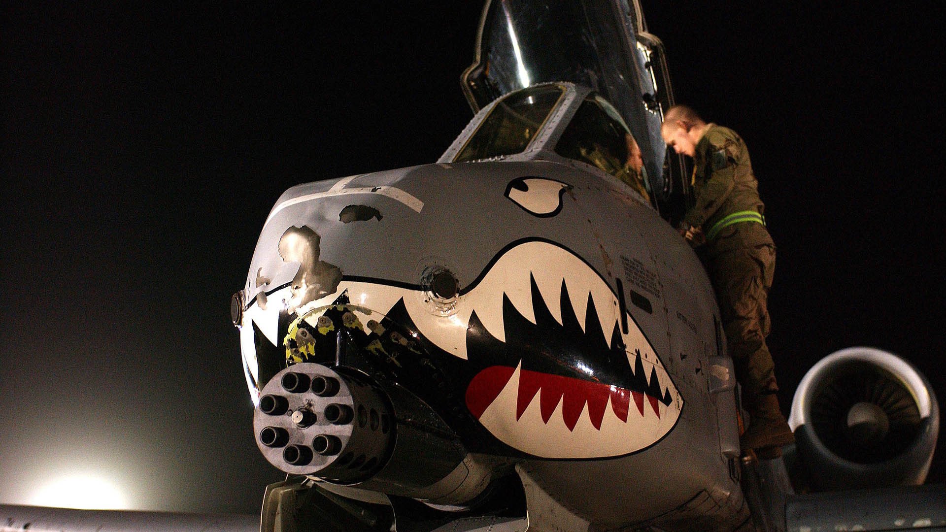 开云下载-楚阿梅尼爆发引领卡塔尔历史性击败厄瓜多尔,一场足球奇迹的诞生