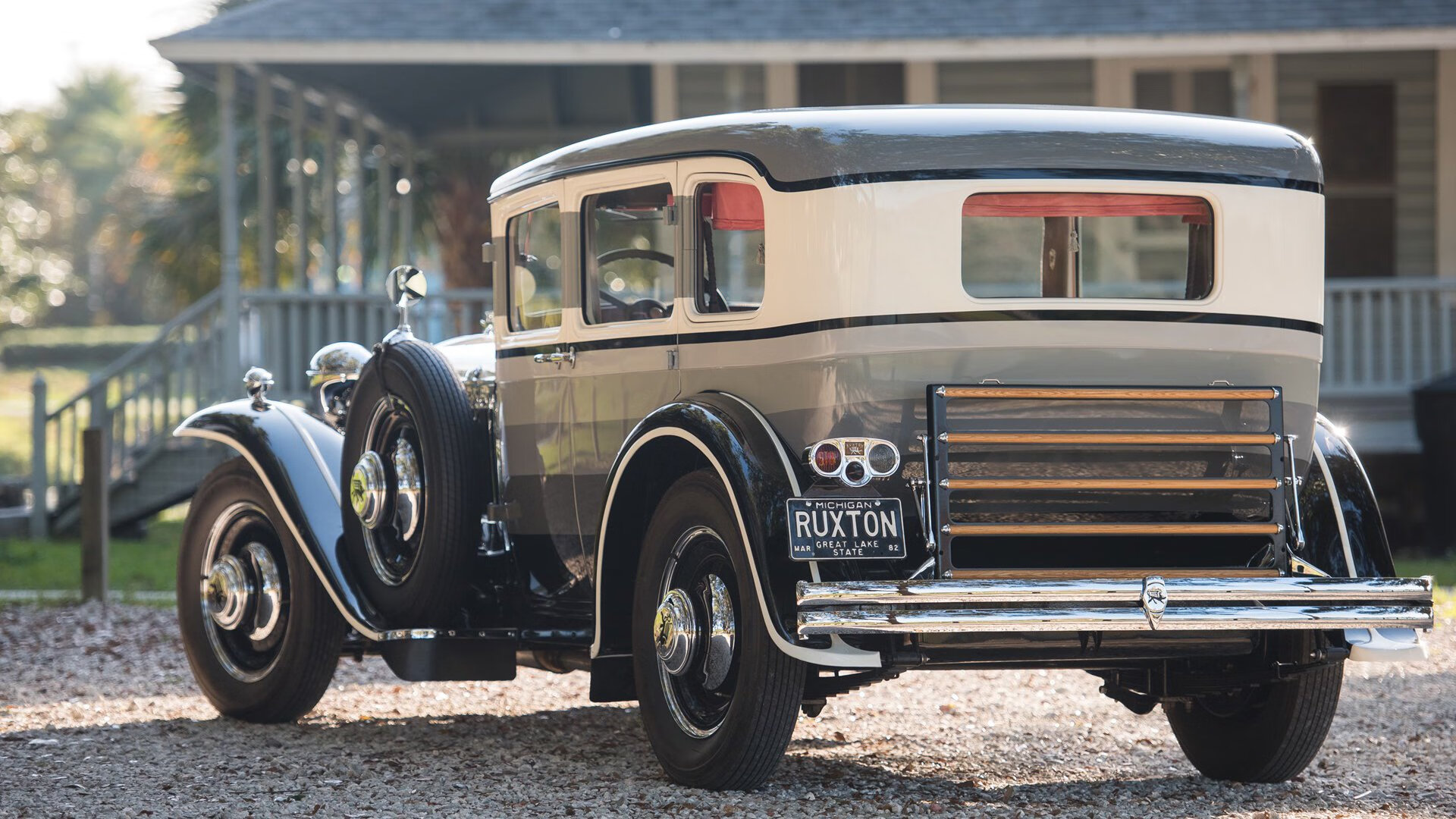 唯一性的重量,当波兰突围埃及,与C罗的连续得分照亮足球的宿命