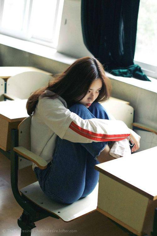 开云APP-‘浓眉’撕裂夜空!湖人逆袭背后的英雄时刻