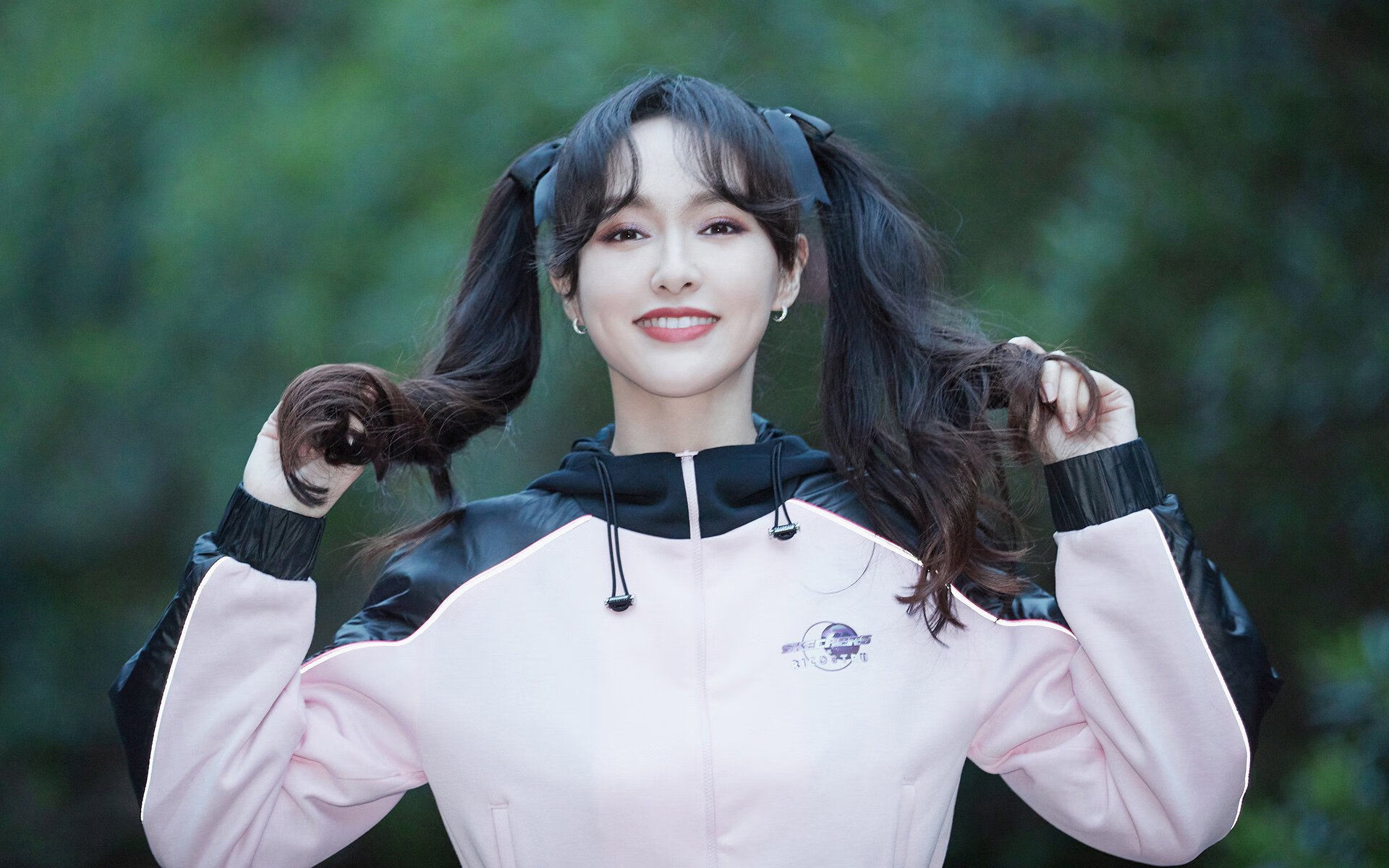 当系统出现漏洞，德布劳内在罗马对勒沃库森的平行时空中连续关键得分