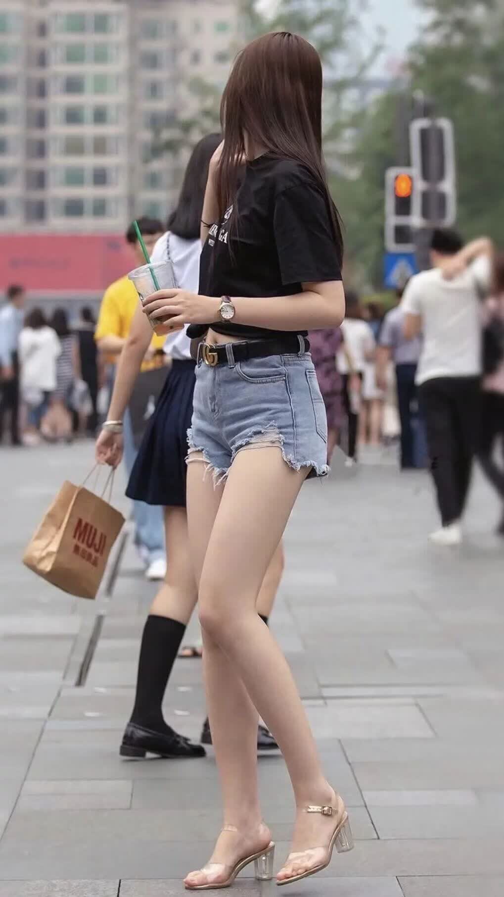 中场的沉默统治者，当京多安的节奏掌控，为2026世界杯写下唯一剧本